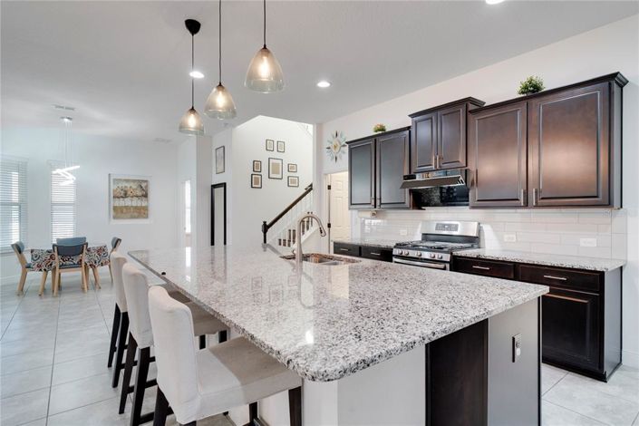 Image No.13-5 Bed House for sale