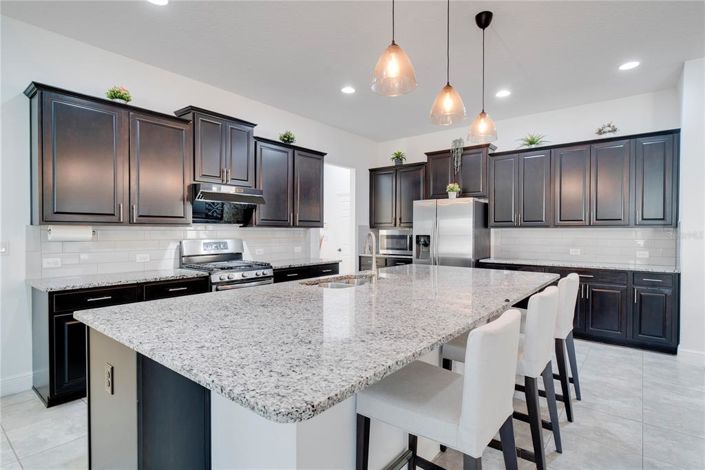 Image No.14-5 Bed House for sale