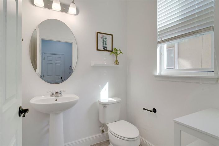 Image No.20-5 Bed House for sale