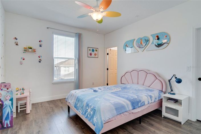 Image No.22-5 Bed House for sale