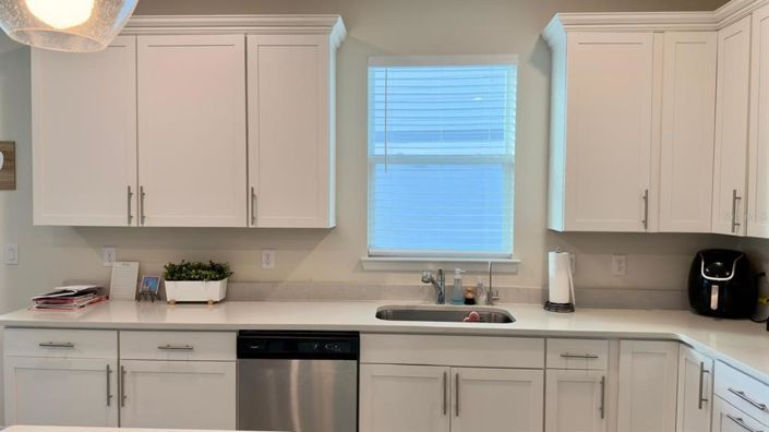 Image No.8-3 Bed House for sale