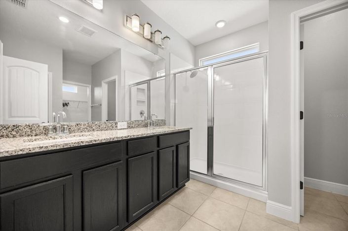 Image No.16-3 Bed House for sale