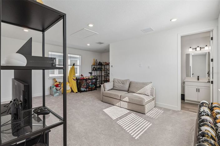 Image No.35-2 Bed House for sale