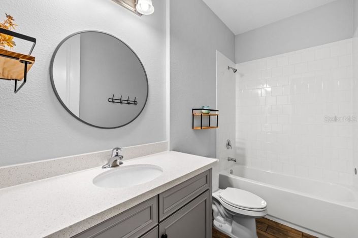 Image No.17-4 Bed House for sale