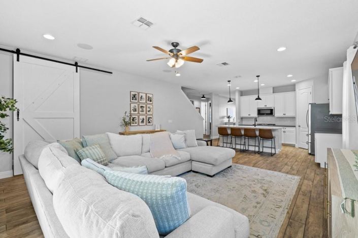 Image No.8-4 Bed House for sale