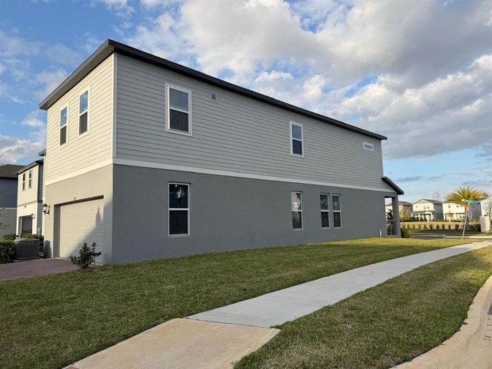 Image No.2-4 Bed House for sale