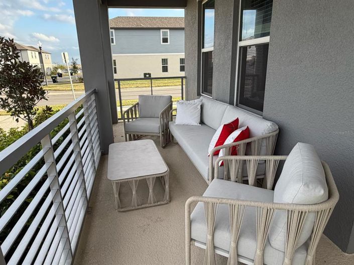 Image No.3-4 Bed House for sale