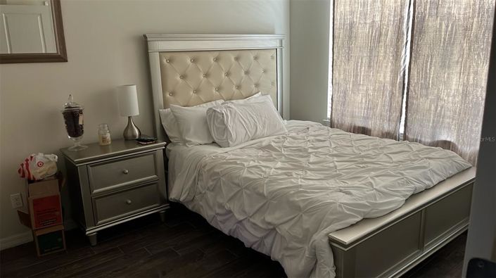 Image No.14-3 Bed Townhouse for sale