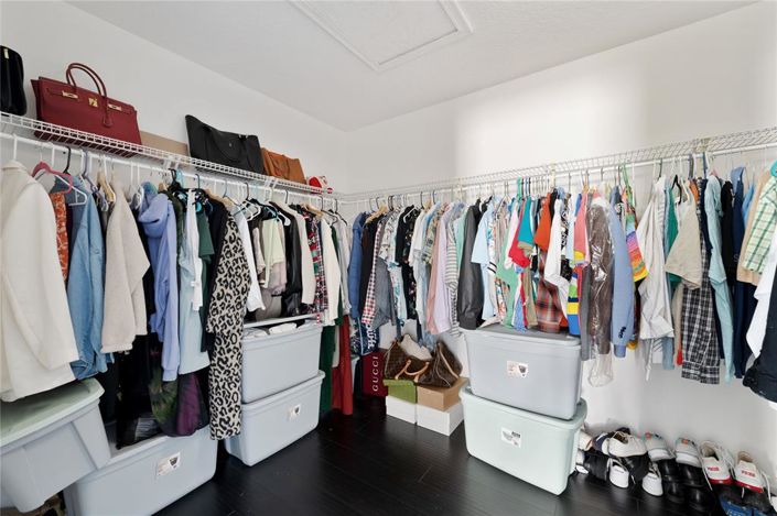 Image No.28-5 Bed House for sale