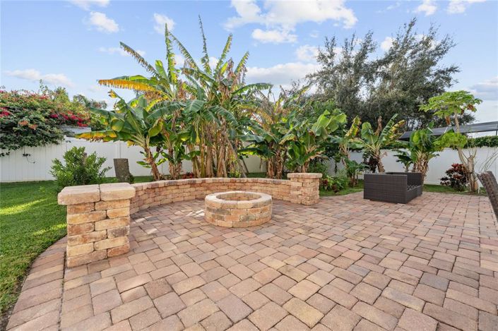 Image No.36-5 Bed House for sale