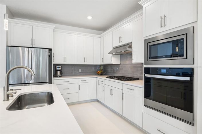 Image No.12-2 Bed House for sale