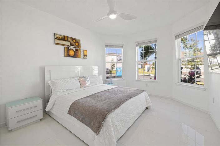 Image No.26-2 Bed House for sale