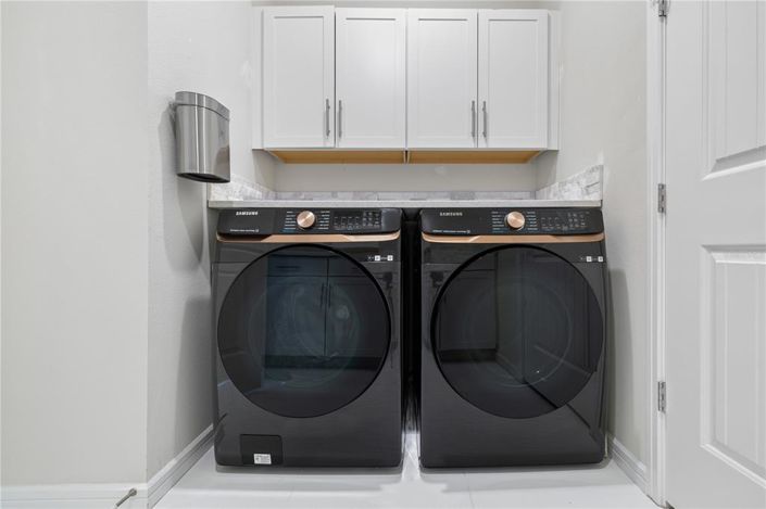 Image No.44-2 Bed House for sale