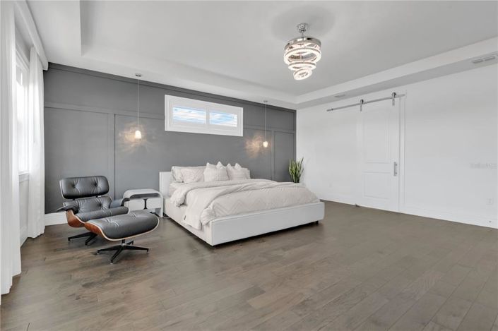 Image No.23-5 Bed House for sale