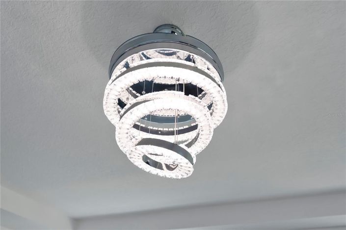 Image No.28-5 Bed House for sale