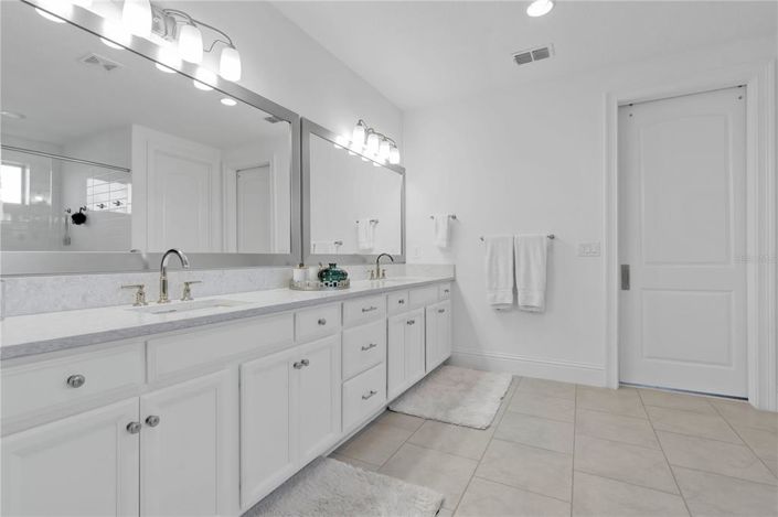 Image No.31-5 Bed House for sale