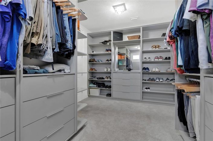 Image No.37-5 Bed House for sale