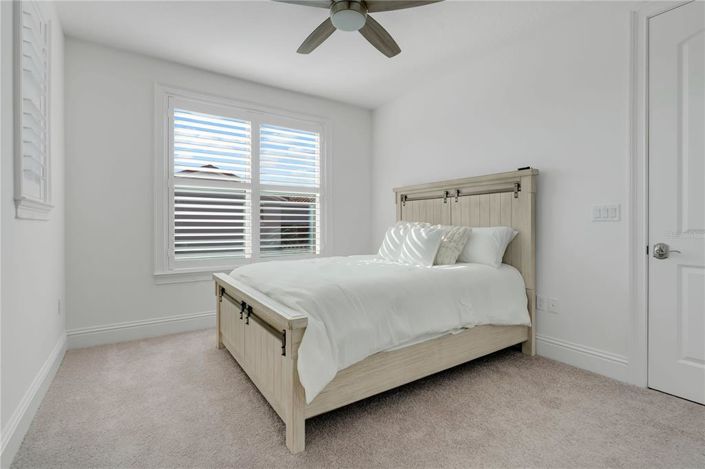 Image No.45-5 Bed House for sale