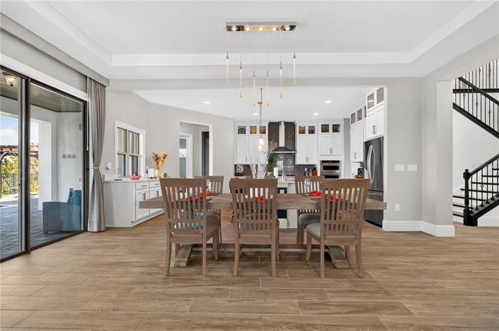 Image No.9-5 Bed House for sale