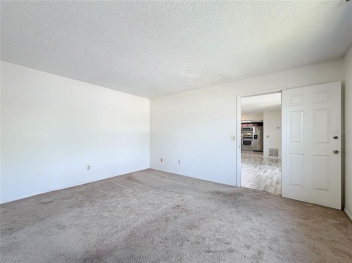 Image No.19-2 Bed Apartment for sale