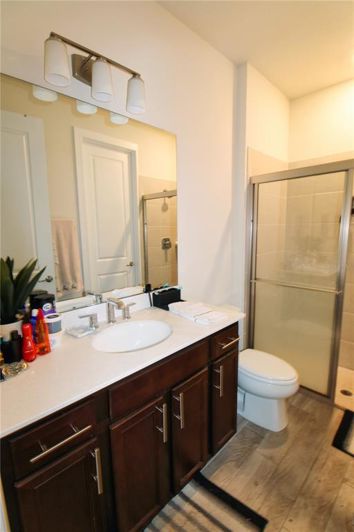 Image No.24-5 Bed House for sale