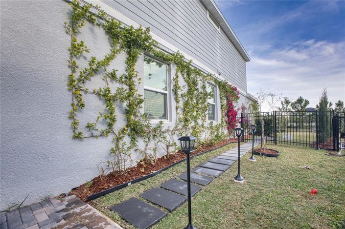 Image No.4-5 Bed House for sale