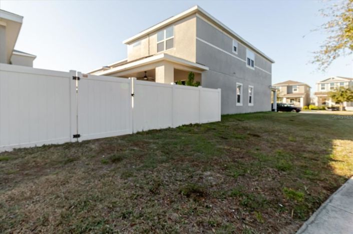 Image No.21-4 Bed House for sale