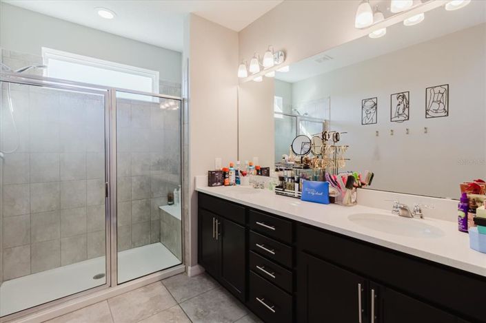 Image No.34-4 Bed House for sale