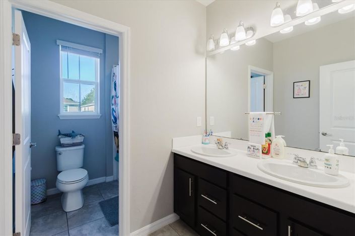 Image No.42-4 Bed House for sale