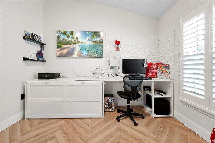 Image No.24-3 Bed House for sale