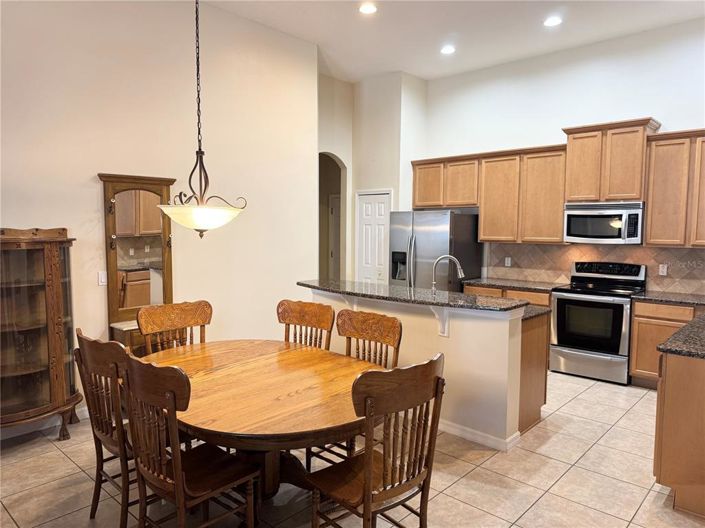 Image No.19-4 Bed House for sale