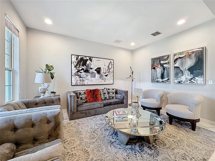 Image No.12-7 Bed House for sale