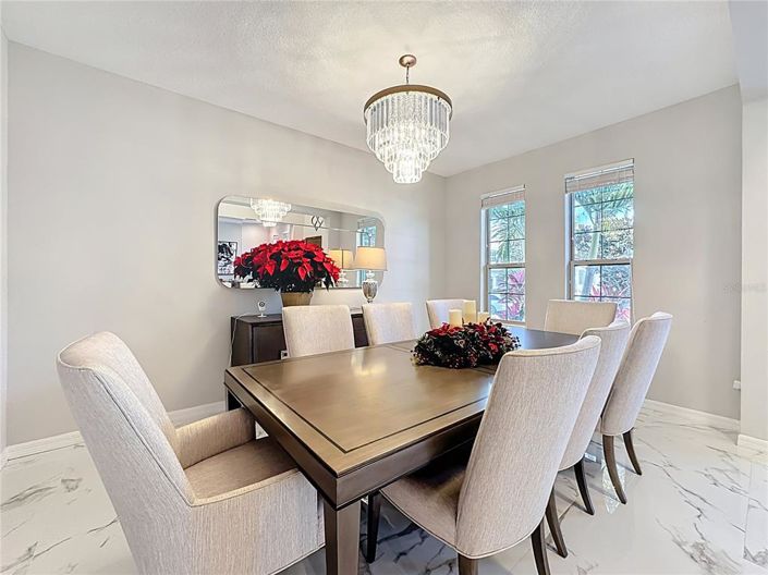 Image No.18-7 Bed House for sale