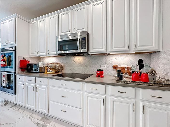 Image No.25-7 Bed House for sale