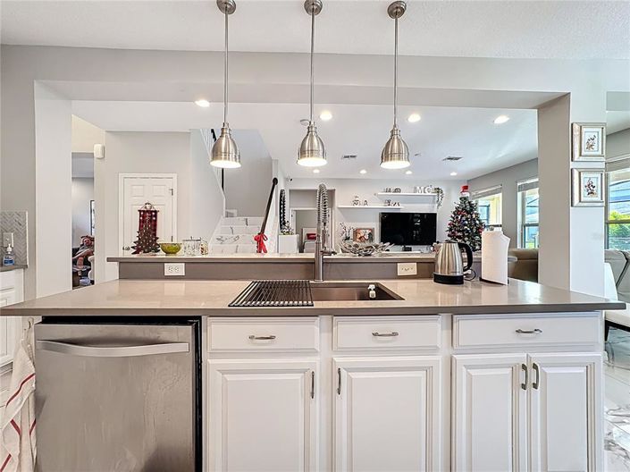 Image No.27-7 Bed House for sale