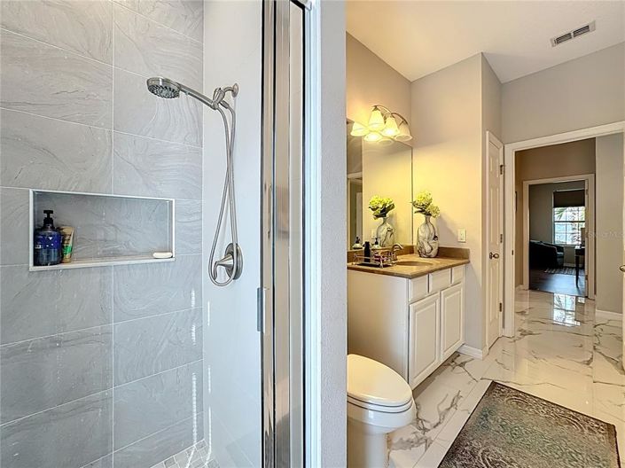 Image No.42-7 Bed House for sale