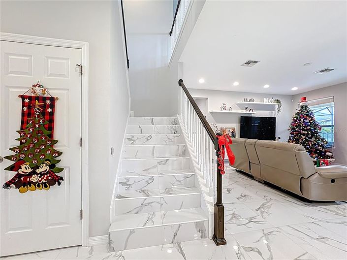 Image No.43-7 Bed House for sale