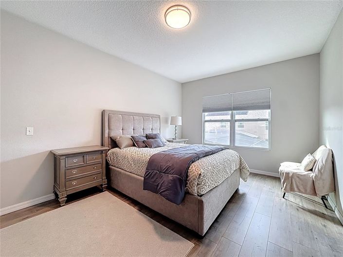 Image No.56-7 Bed House for sale