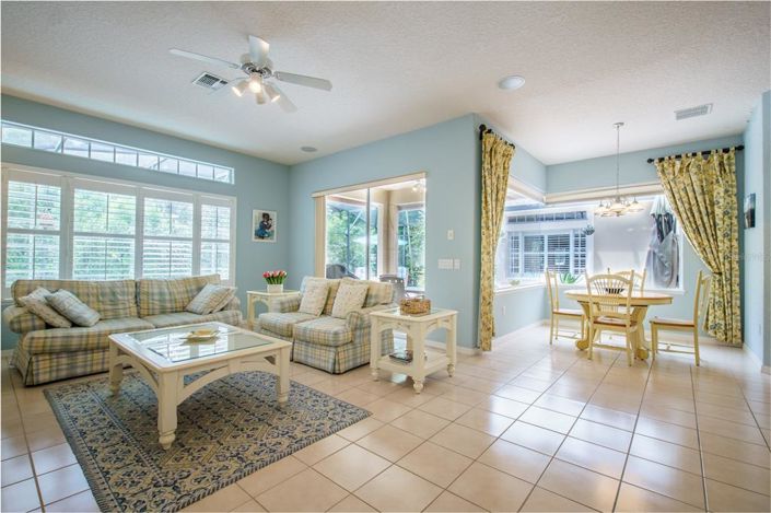 Image No.18-4 Bed House for sale