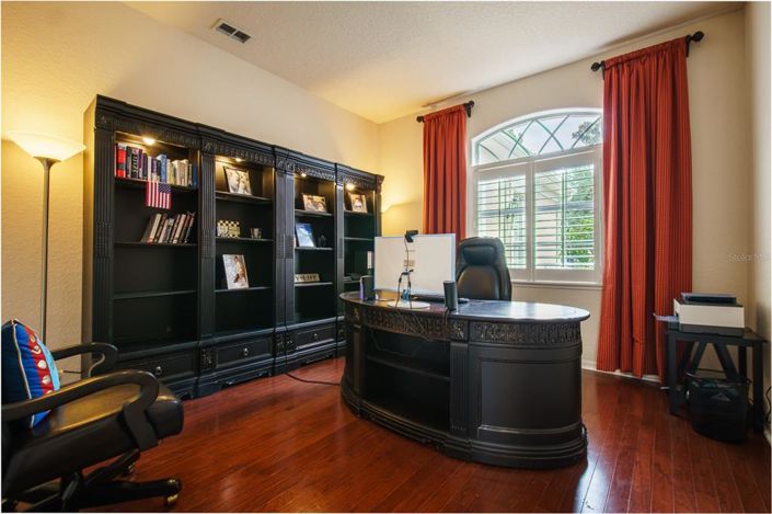 Image No.52-4 Bed House for sale