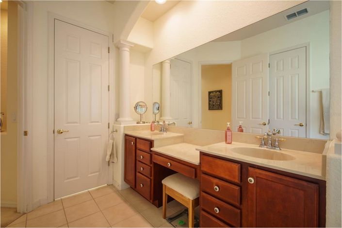 Image No.54-4 Bed House for sale