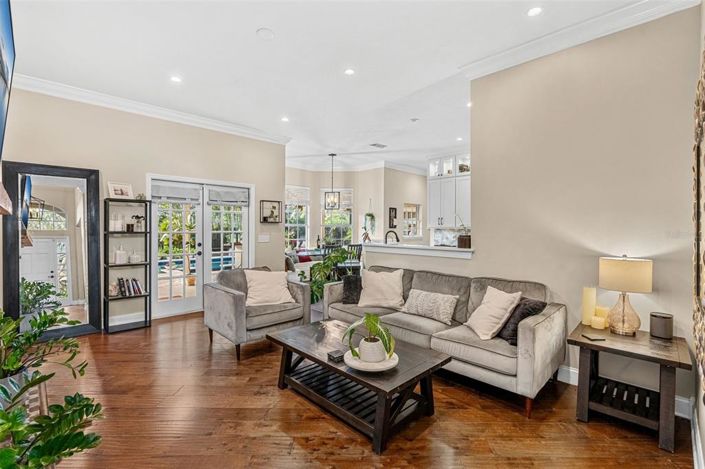 Image No.17-4 Bed House for sale