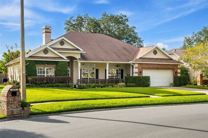 Image No.2-4 Bed House for sale