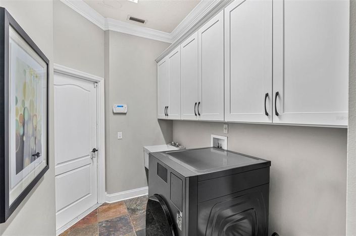 Image No.26-4 Bed House for sale