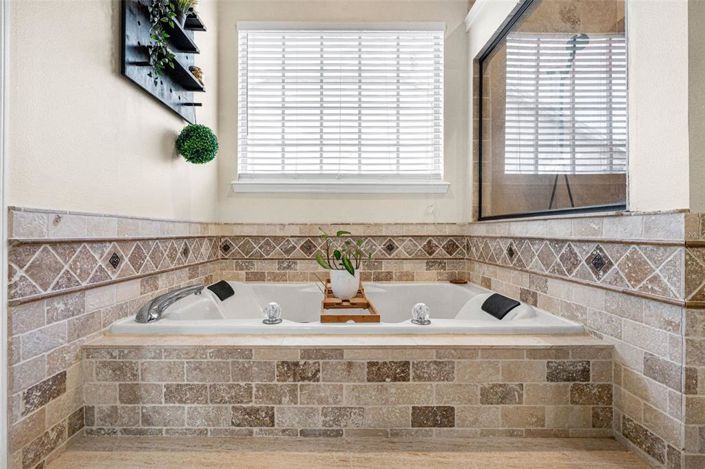 Image No.31-4 Bed House for sale