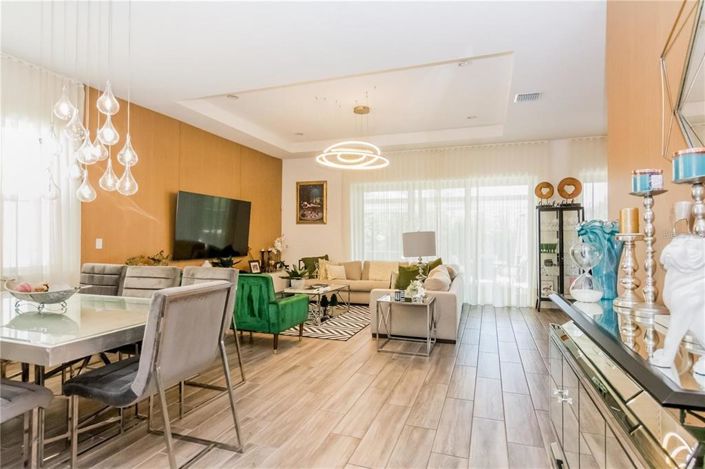 Image No.10-4 Bed House for sale