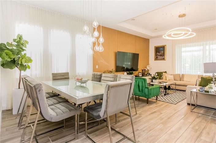 Image No.11-4 Bed House for sale