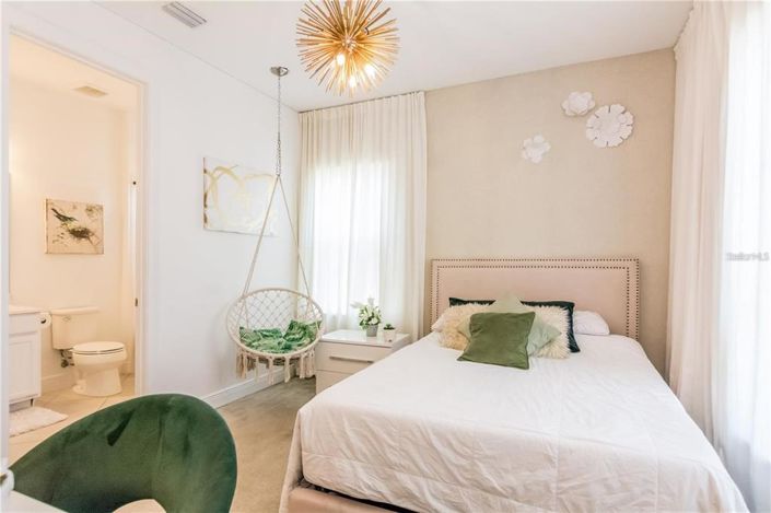 Image No.19-4 Bed House for sale