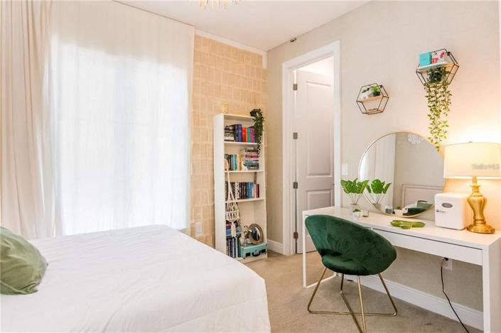 Image No.20-4 Bed House for sale