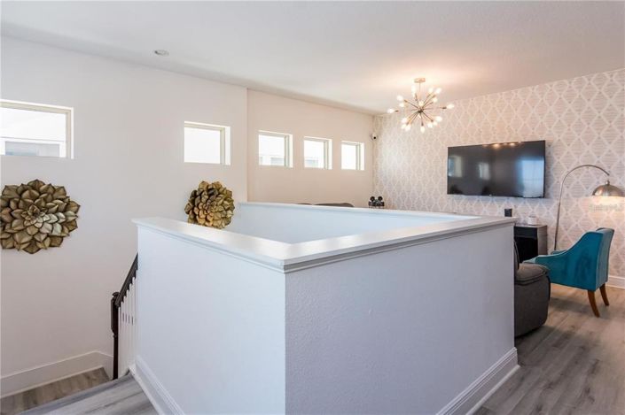 Image No.25-4 Bed House for sale